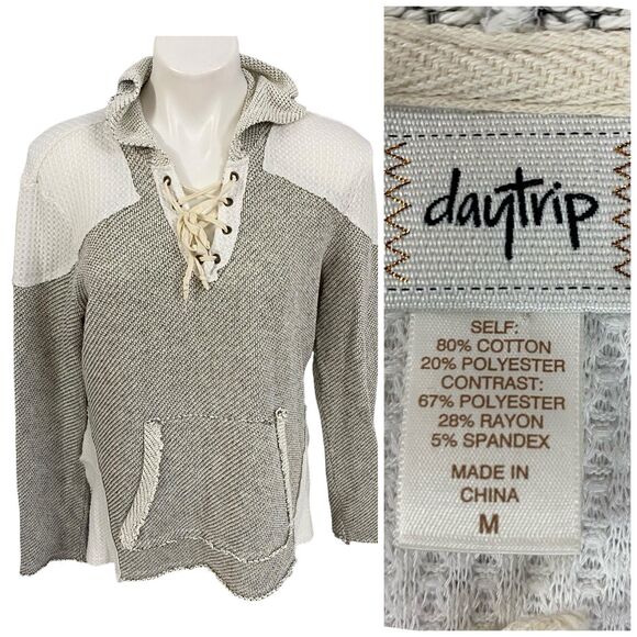 Daytrip Sweater Womens Size Medium Hooded Lattice Knit Athleisure Distressed - Picture 1 of 13
